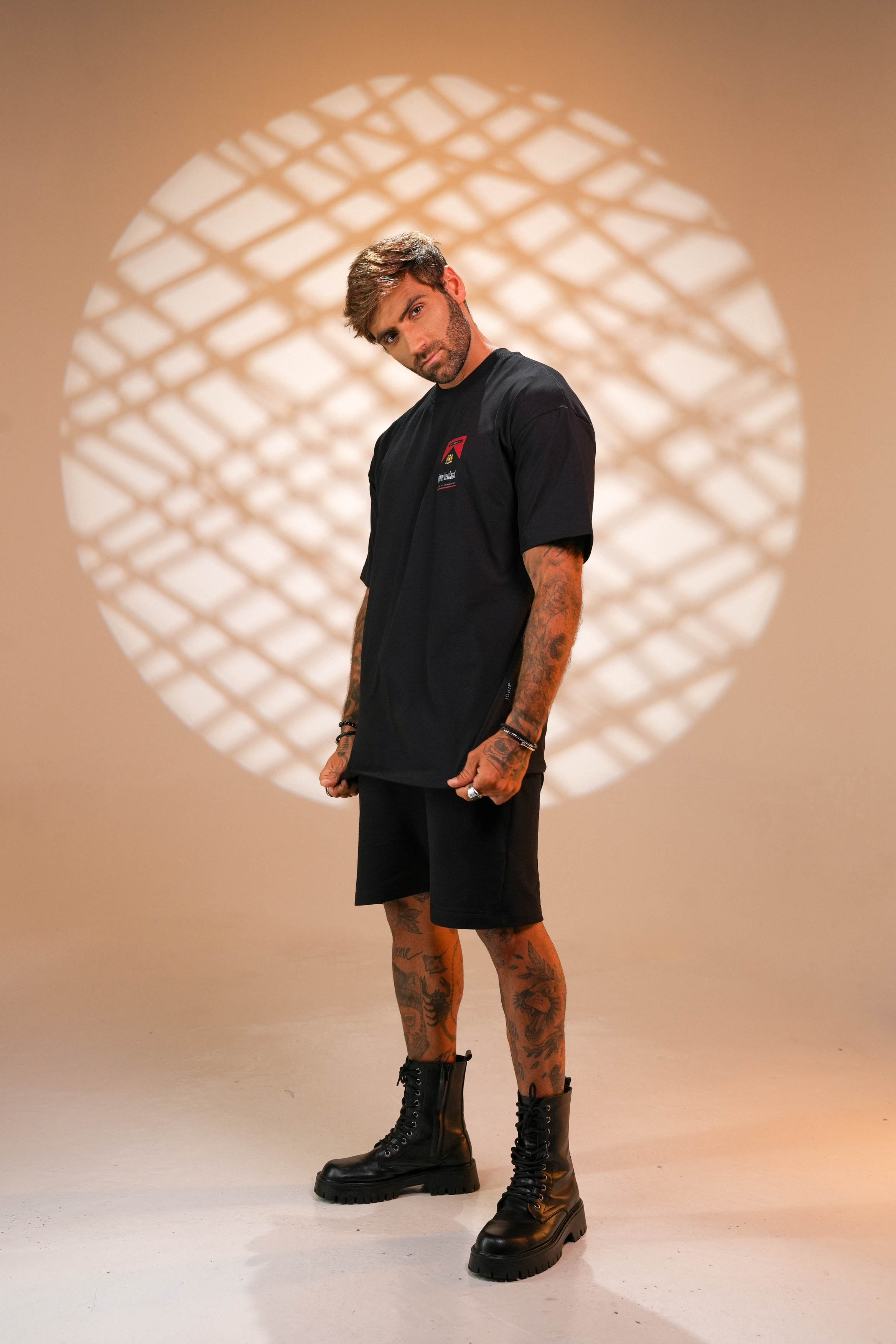 Oversized - Marlboro | John Verdazzi